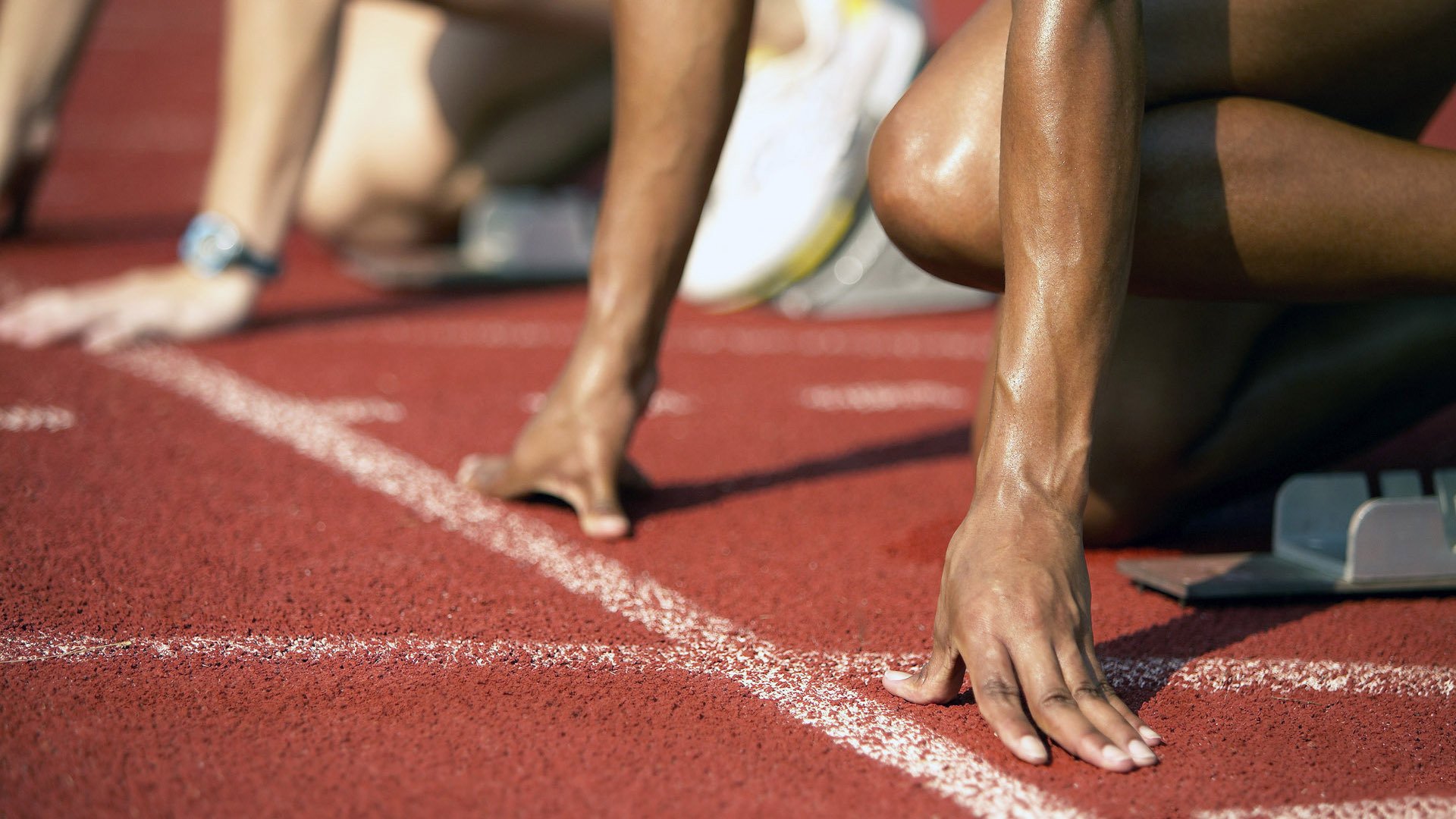 中国男篮与捷克热身赛大胜15分 新人中锋高效9中7砍下全队最高分，男篮落选赛捷克